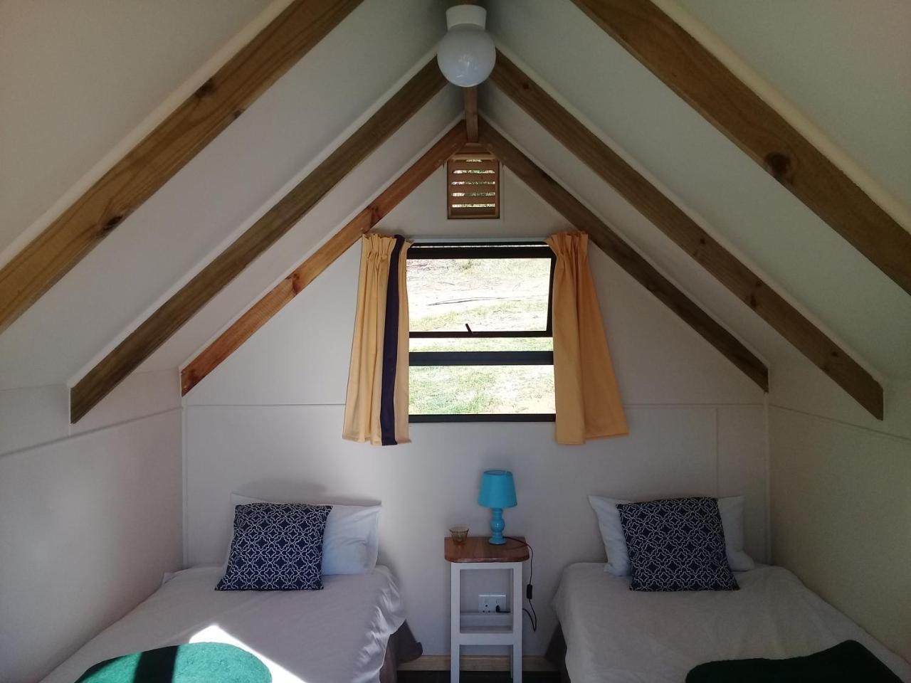Sedgefield Huts Hotel Exterior photo